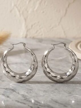 1.5in. Stainless Steel Textured Crescent Diamond Cut Silver Hoop Earrings